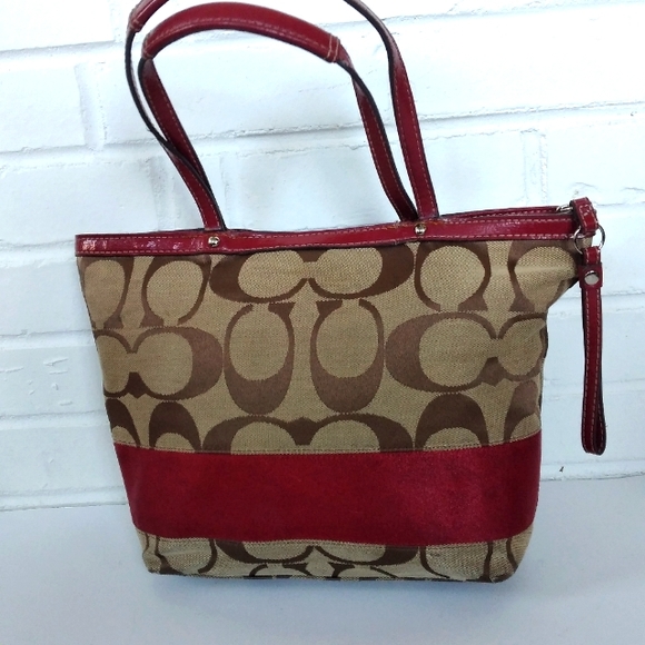 Coach red leather and canvas satchel - Picture 2 of 8